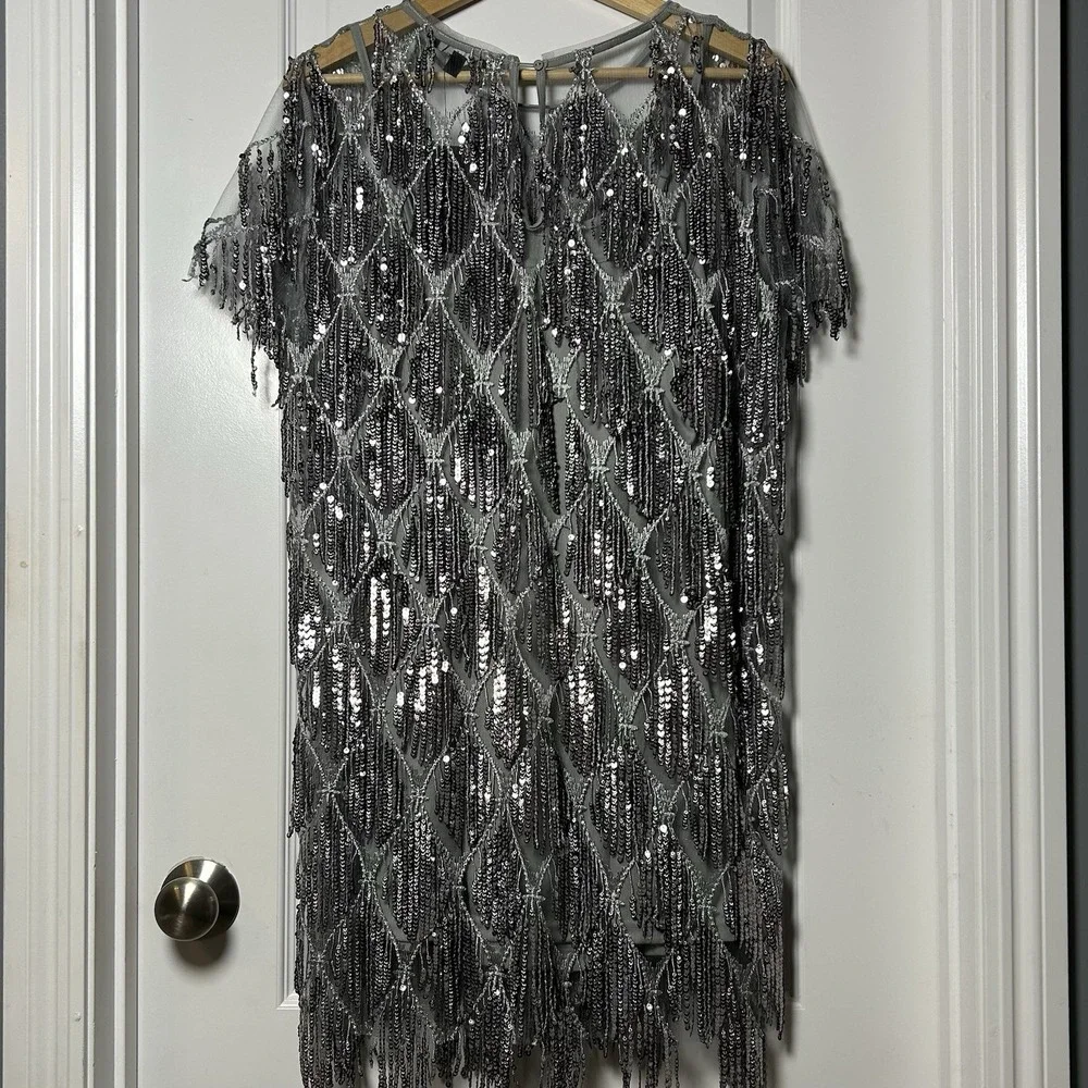 Lulus On the Dance Floor Grey Sequin Fringe Short Sleeve Party Disco Shift Dress - Picture 2 of 2